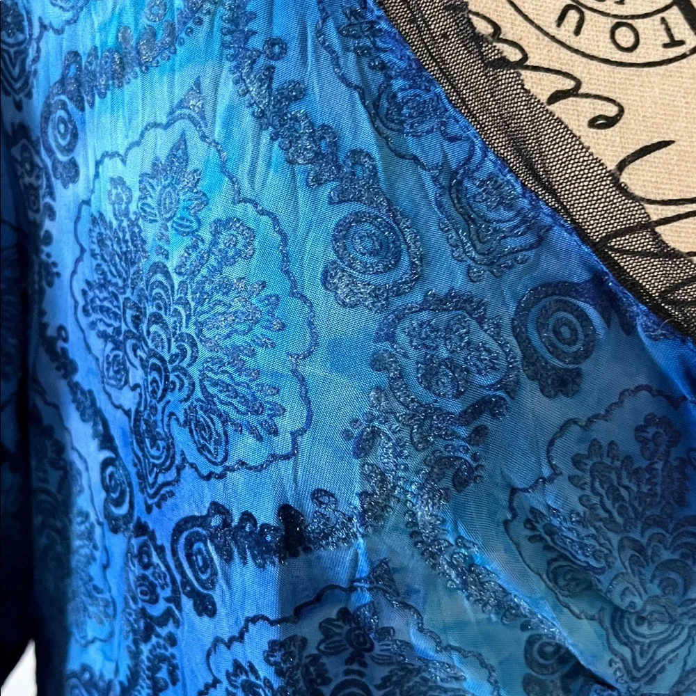 Elegant Blue Long Sleeve Dress - Picture 8 of 16